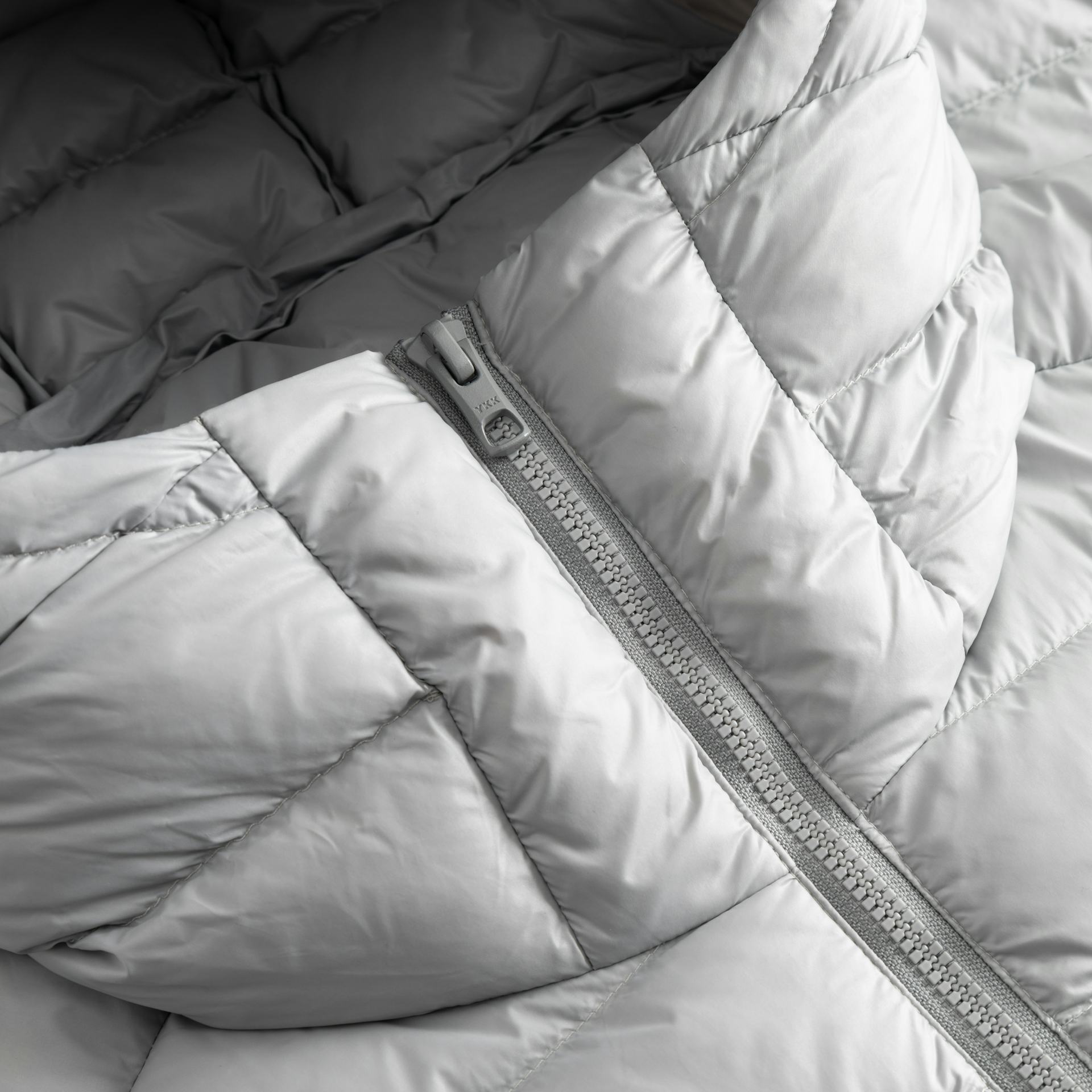 Men's Keilir Hooded Down Jacket Grey Sky