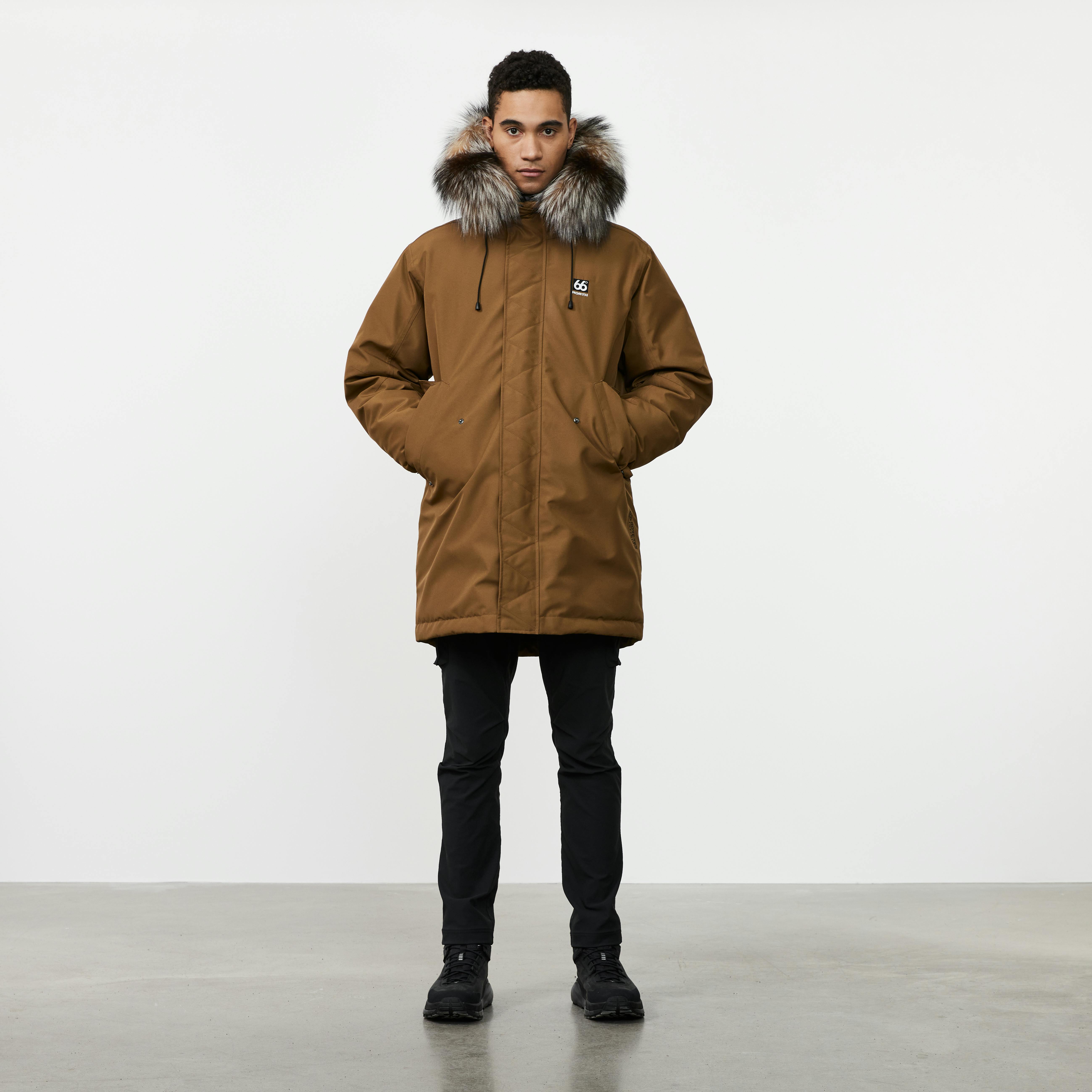 GORE-TEX INFINIUM™ parka (Unisex)