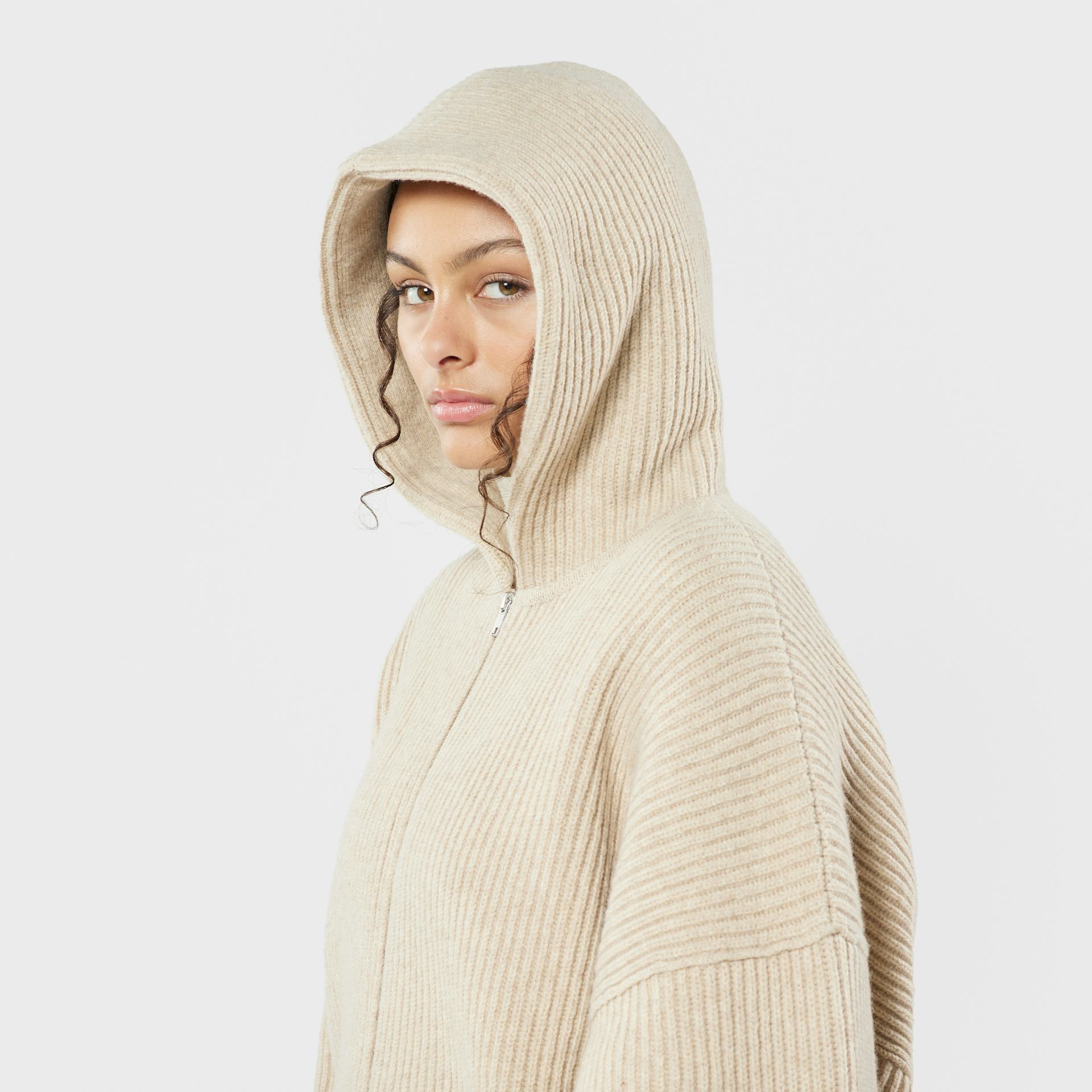 Vonarstraeti Zipped Hoodie