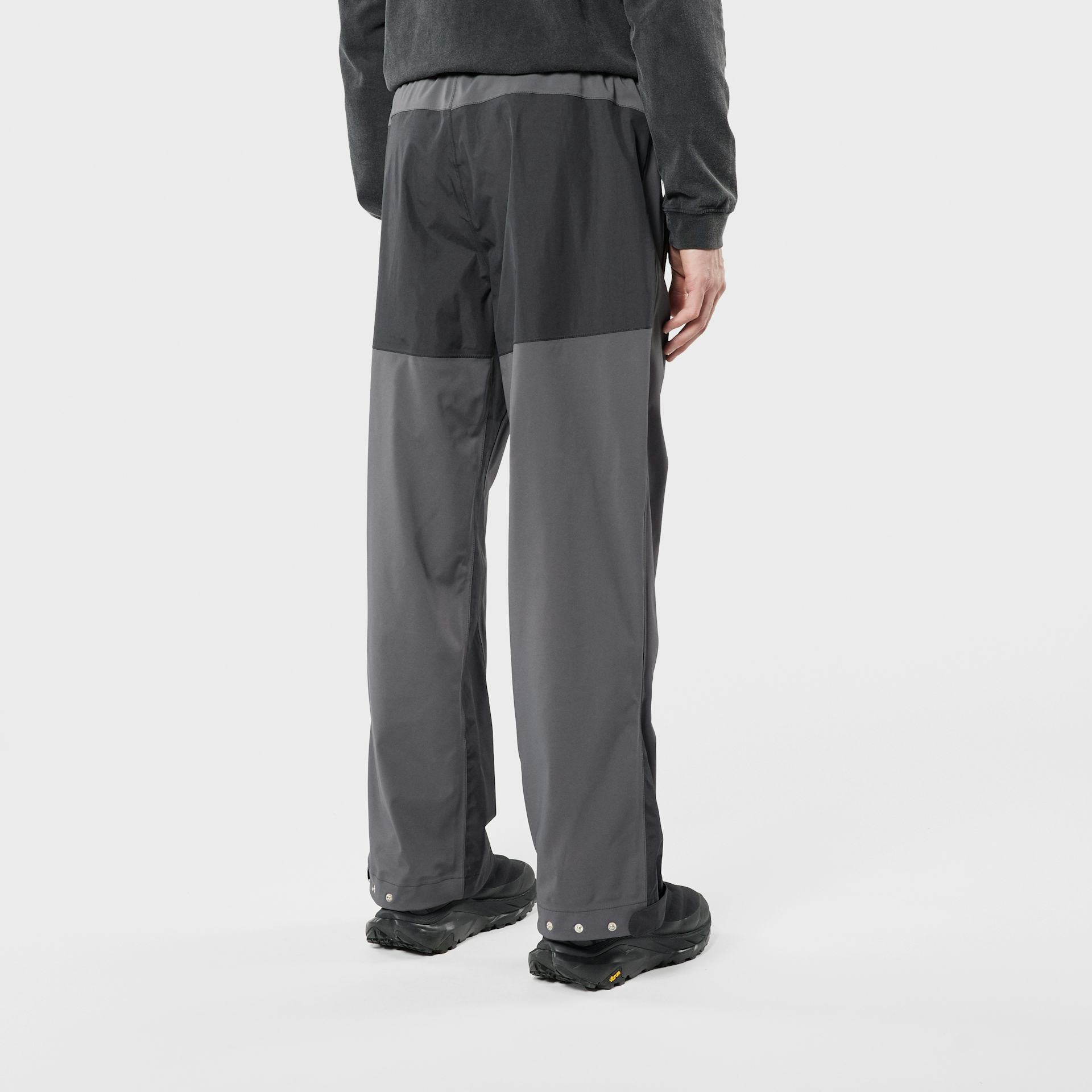 Dyngja Shell Pants