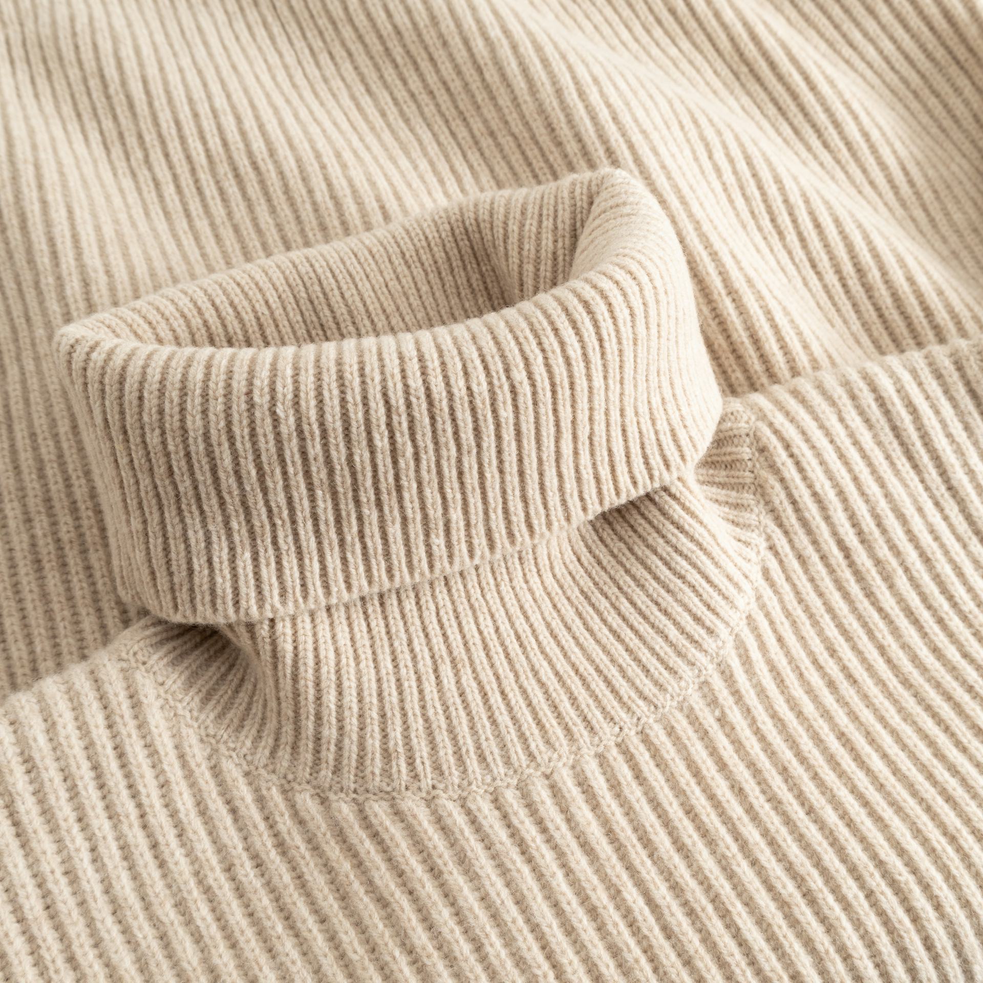 Vonarstræti Feather Gray